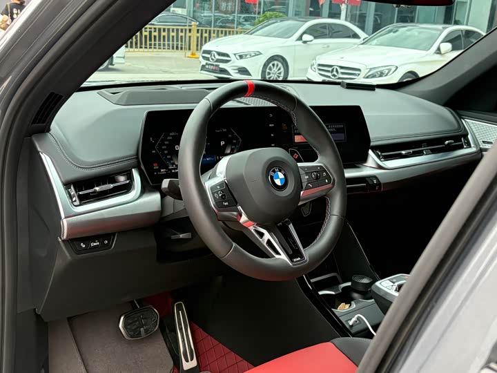 BMW X1 M35 Li 2024 M 35 Li — фото 12