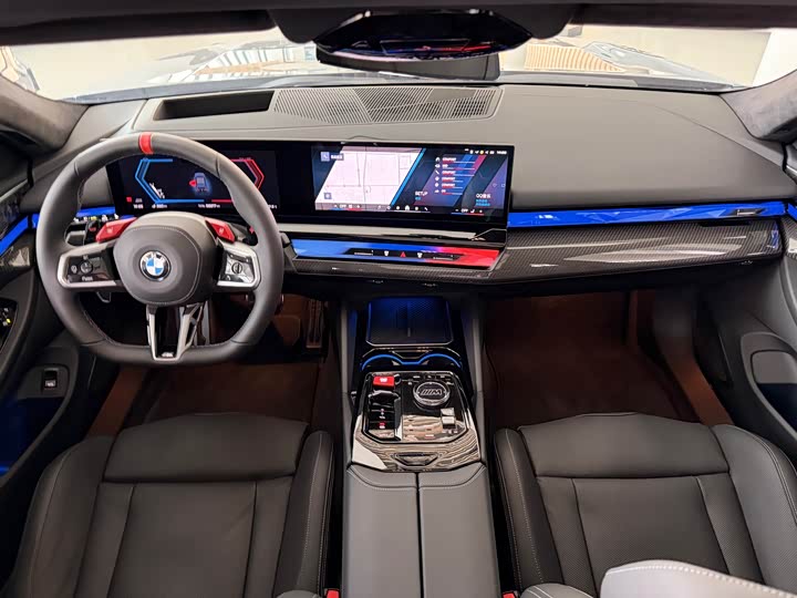 BMW M5 2025 M 5 — фото 17