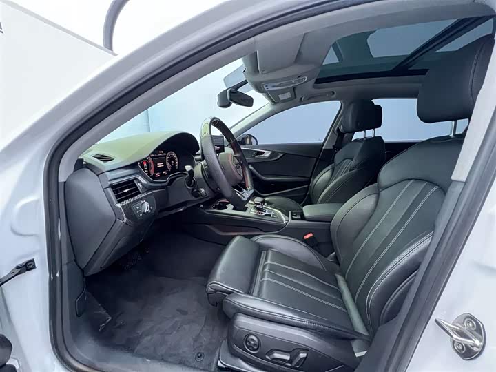 Audi A4L 2022 40 TFSI — фото 17