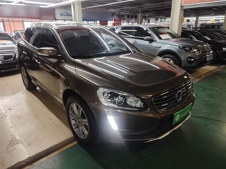Volvo XC60 2017 T 5 AWD — фото 22
