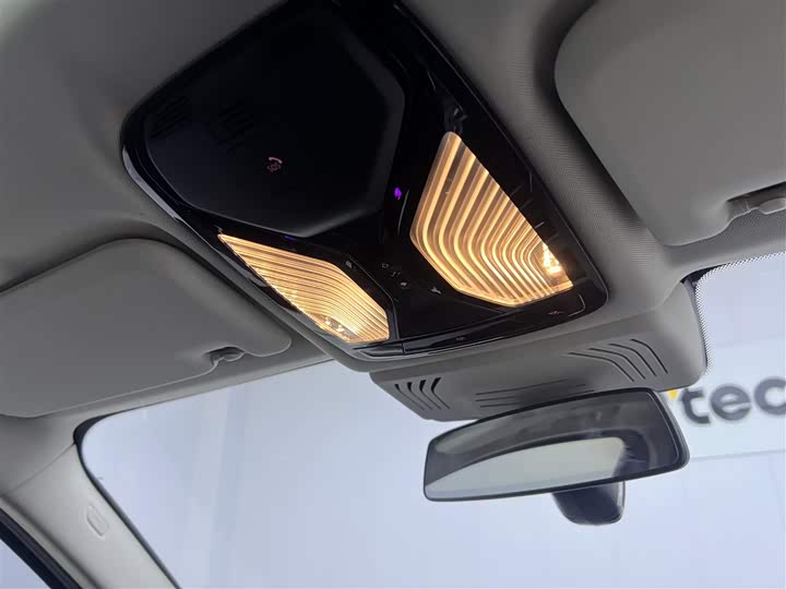 BMW X3 2019 x Drive 28i — фото 24