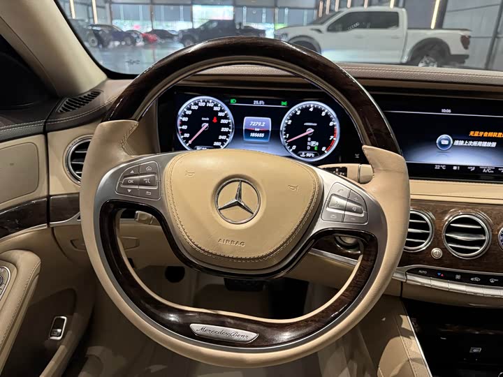 Mercedes-Benz S-Class S 320 L — фото 17