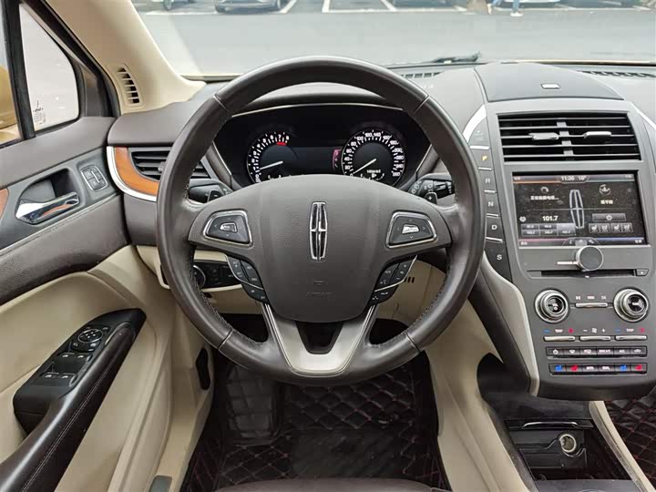 Lincoln MKC 2014 2.0 T 2 WD — фото 11