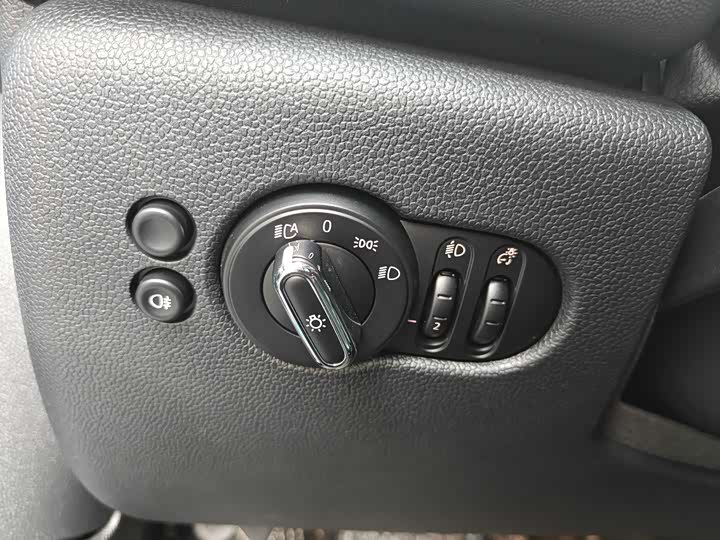 MINI Hatch — фото 16