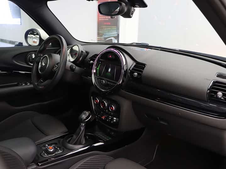 MINI Clubman — фото 22