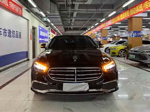 Mercedes-Benz E-Class 2023 E 300 L Luxury — фото 16