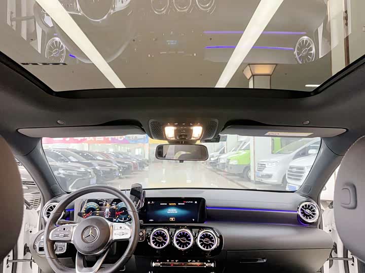 Mercedes-Benz A-Class 2021 A 200 L — фото 8