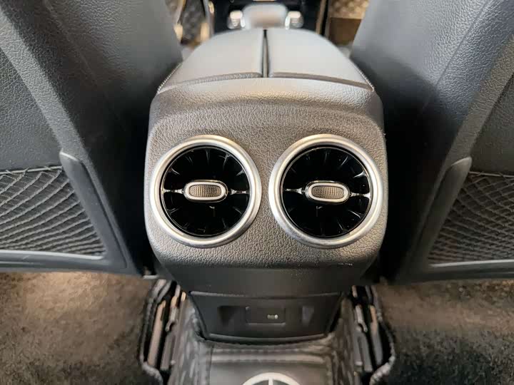 Mercedes-Benz A-Class 2021 A 200 L — фото 17