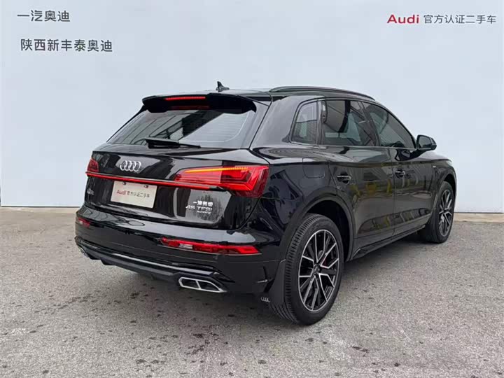 Audi Q5L 2024 45 TFSI — фото 6