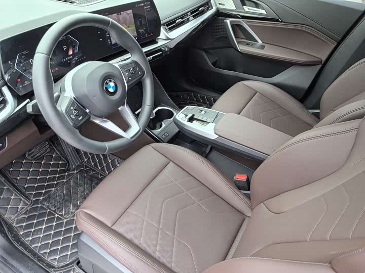 BMW X1 2024 s Drive 25 Li X — фото 6