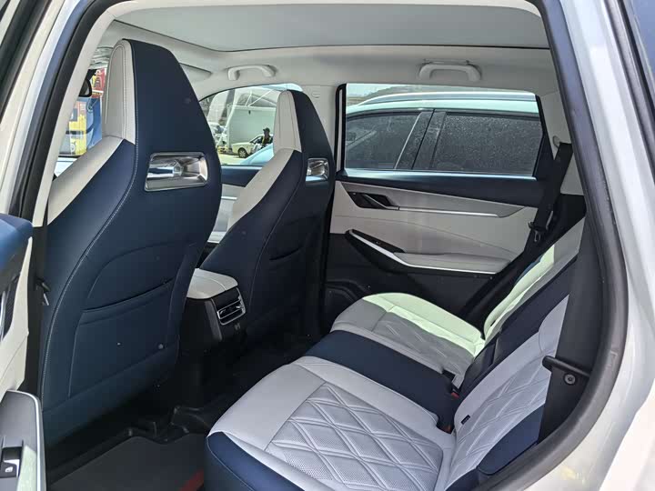 Changan CS75 PLUS 2022 2.0 T AT — фото 9
