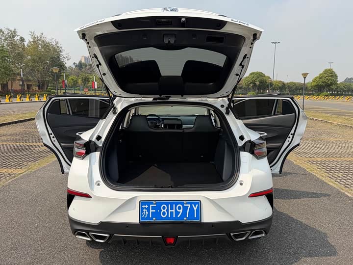 Changan UNI-T 2020 1.5 T Premium — фото 27