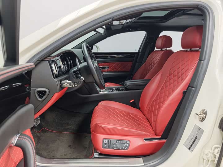 Bentley Flying Spur — фото 7