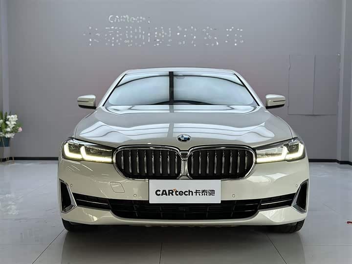 BMW 5-Series 2022 525 Li