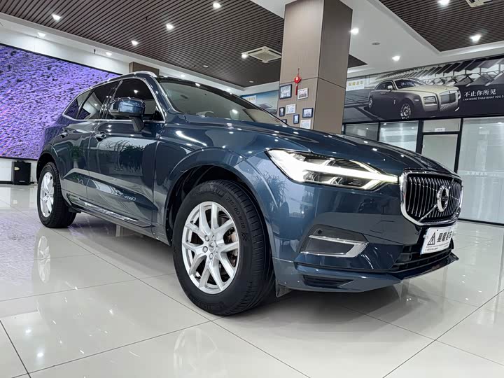 Volvo XC60 2020 T 5 4 WD — фото 4