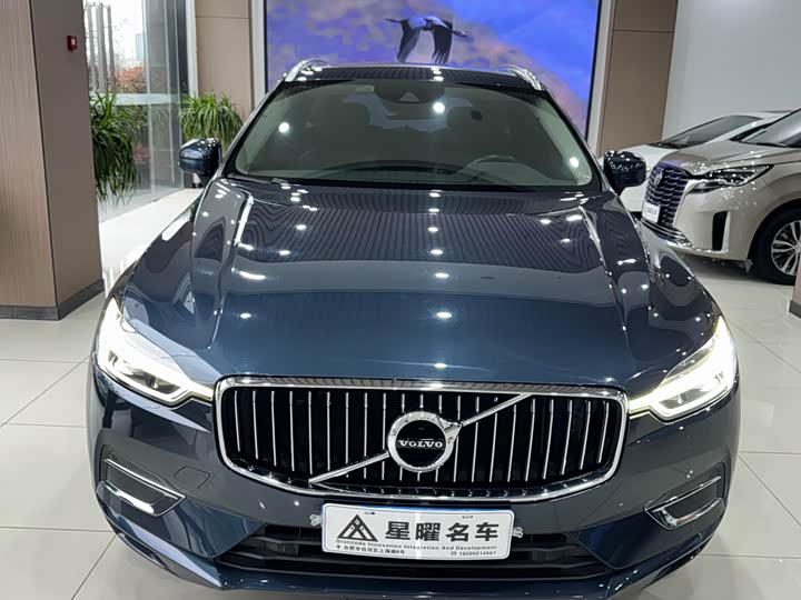 Volvo XC60 2020 T 5 4 WD — фото 3