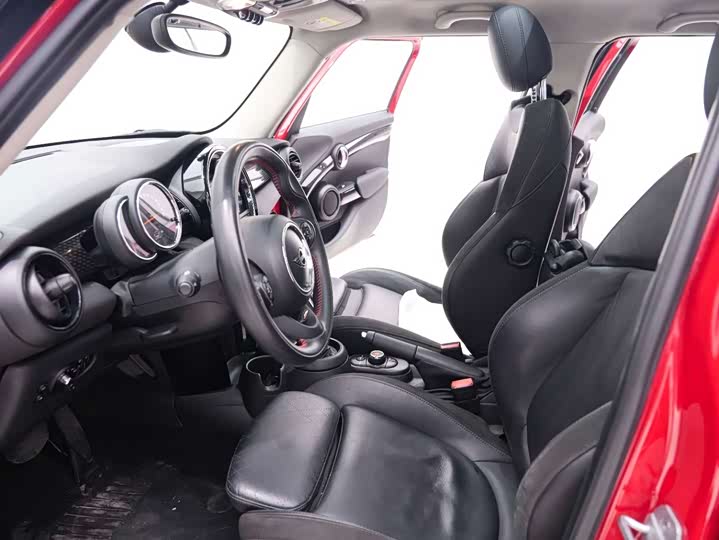 MINI Hatch — фото 18