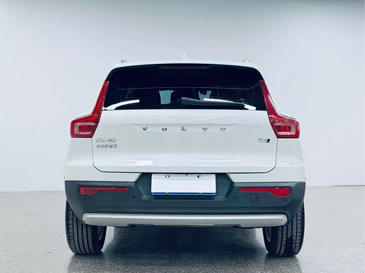 Volvo XC40 2022 T 4 WD — фото 5