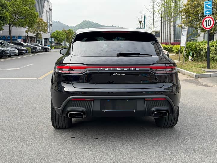 Porsche Macan 2026 Macan 2.0 T — фото 7