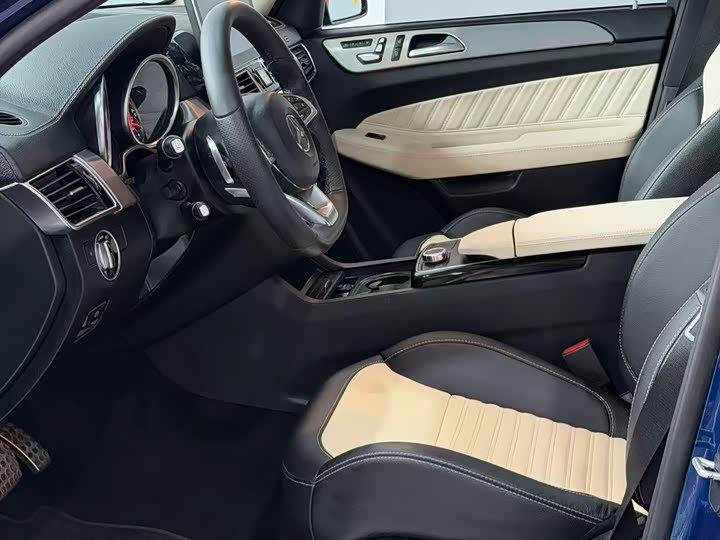 Mercedes-Benz GLE 2017 AMG GLE 43 4 MATIC SUV — фото 7