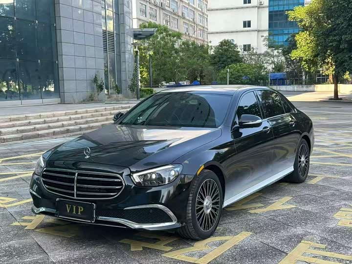 Mercedes-Benz E-Class 2016 E 300 L — фото 3