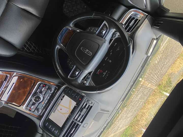 Lincoln Continental — фото 6