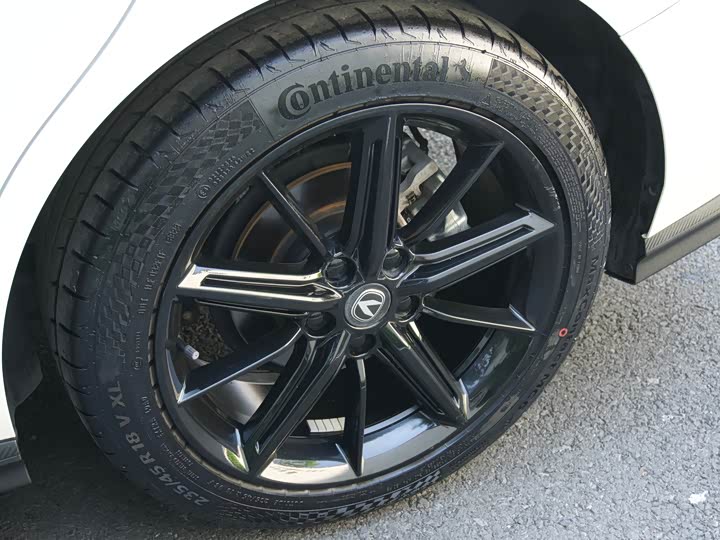 Changan UNI-V 2023 1.5 T Premium — фото 21