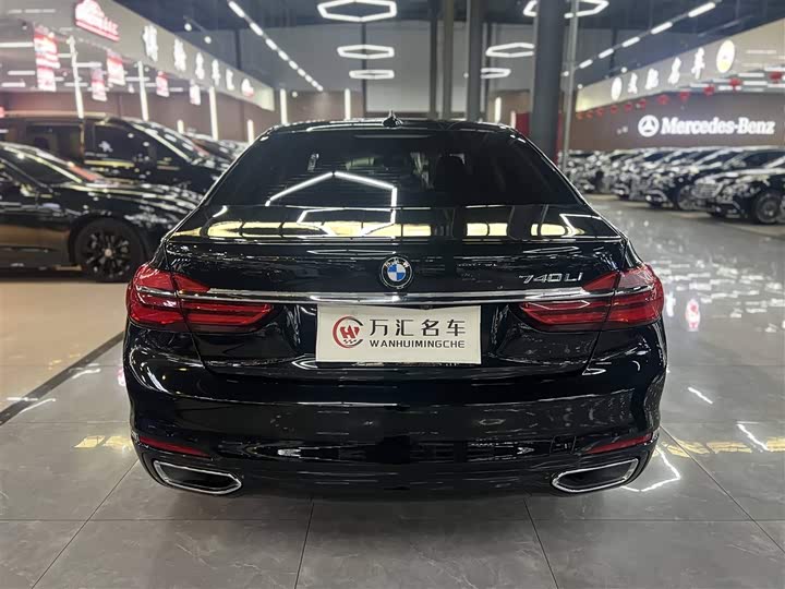 BMW 7 Series 730Li продвинутая — фото 11