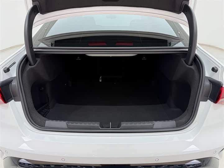 Audi A3 2026 A 3 L Limousine 35 TFSI — фото 14