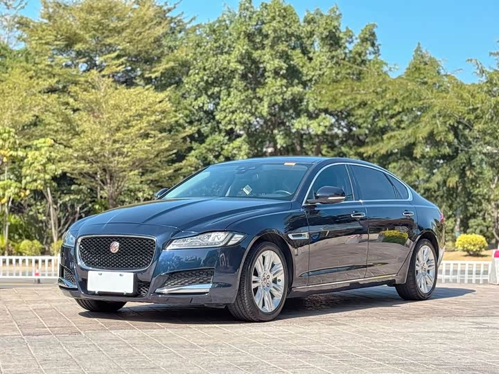 Jaguar XFL 2018 XFL 2.0 T 250 PS — фото 1