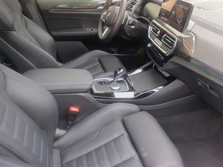 BMW X3 M40i 2022 M 40i — фото 9
