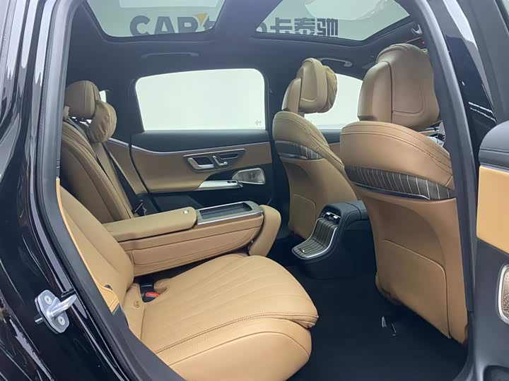 Mercedes-Benz E-Class 2024 E 300 L Luxury — фото 26