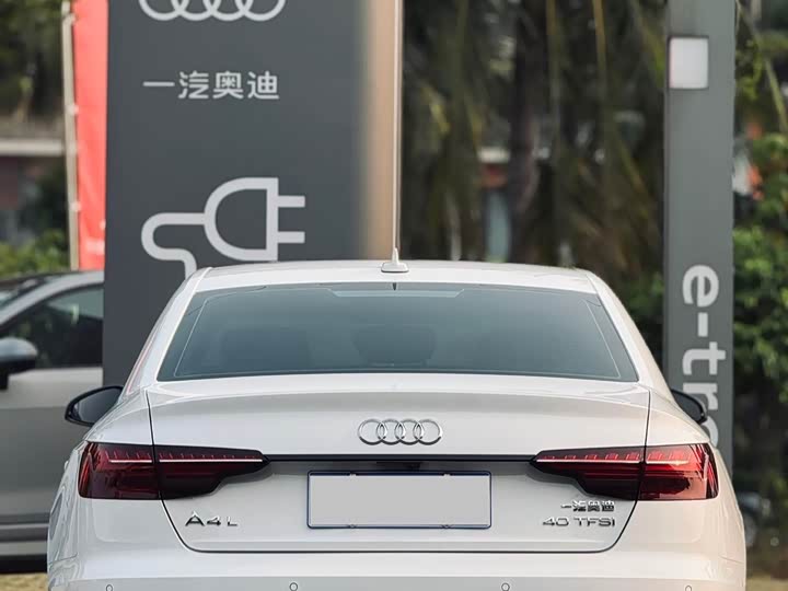 Audi A4L 2023 40 TFSI — фото 16