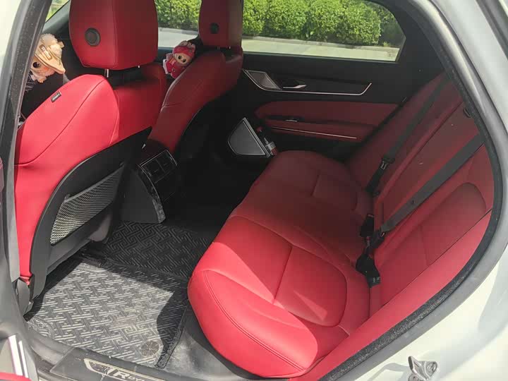 Jaguar XFL 2021 XFL 2.0 T P 250 4 WD — фото 12