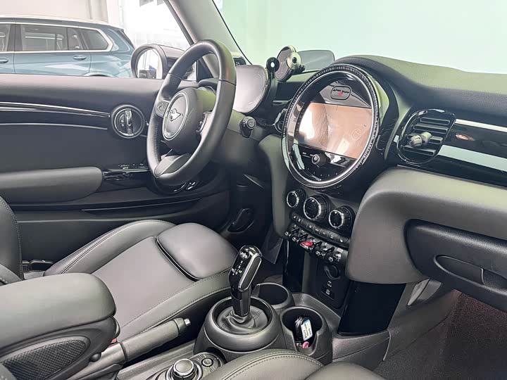 MINI Hatch — фото 13
