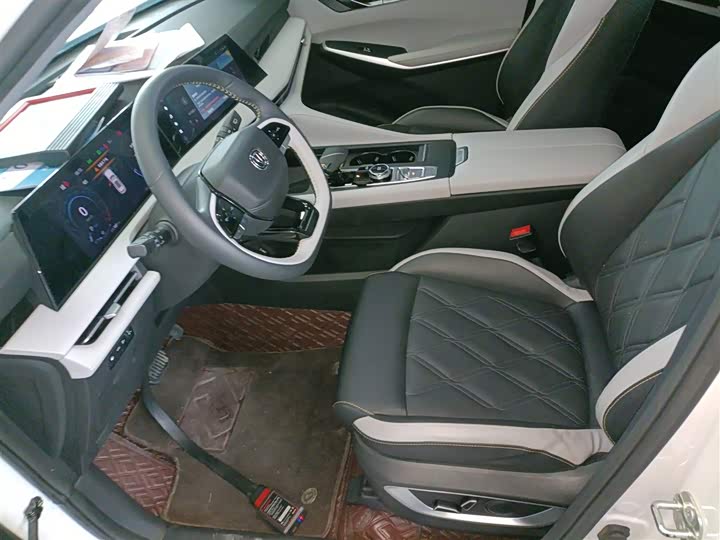 Changan CS75 PLUS 2023 2.0 T ATPremium — фото 11