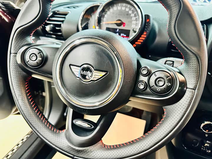 MINI Clubman — фото 40