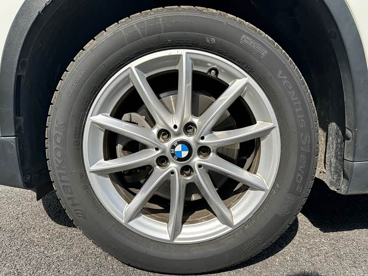 BMW X1 2019 s Drive 18 Li — фото 7