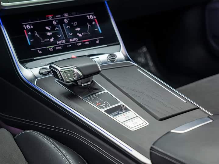 Audi A6L 2023 55 TFSI quattro — фото 14
