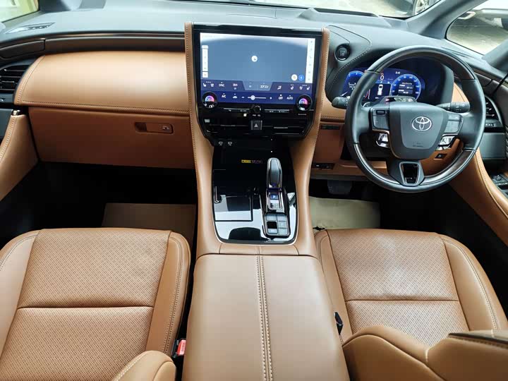 Toyota Vellfire — фото 16