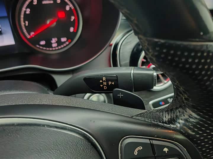 Mercedes-Benz C-Class 2015 C 200 L 4 MATIC — фото 13