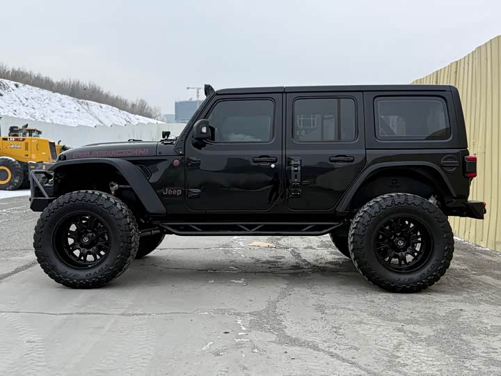 Jeep Wrangler — фото 7