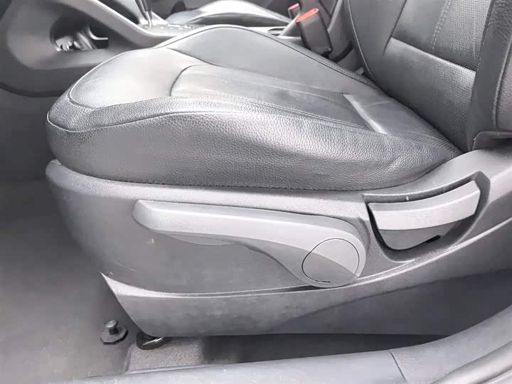 BAIC Hyundaiix 2015 2.0 L AT 2 WD V — фото 20
