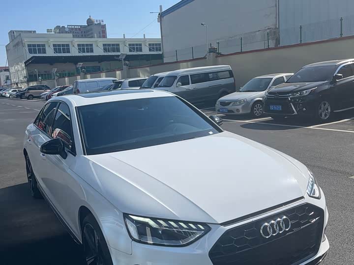 Audi A4L 2024 40 TFSI — фото 3