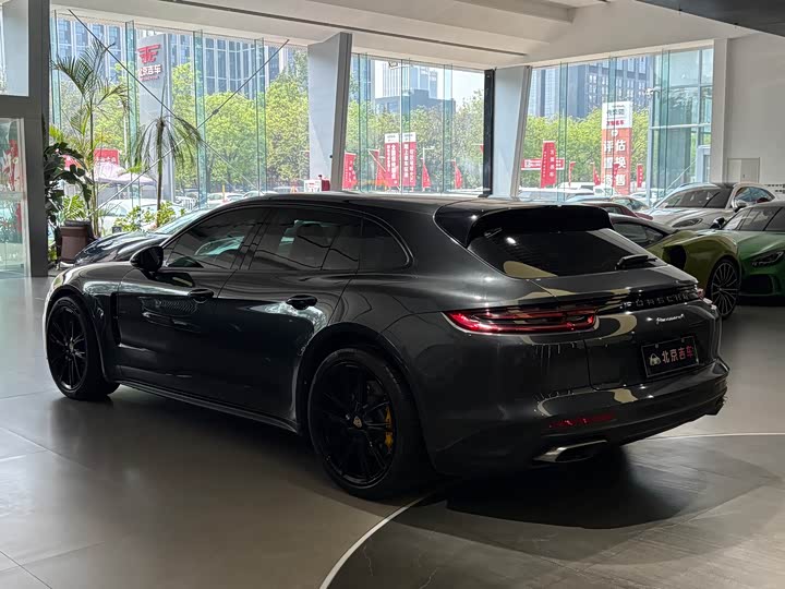 Porsche Panamera 2017 Panamera 4 Sport Turismo 3.0 T — фото 21
