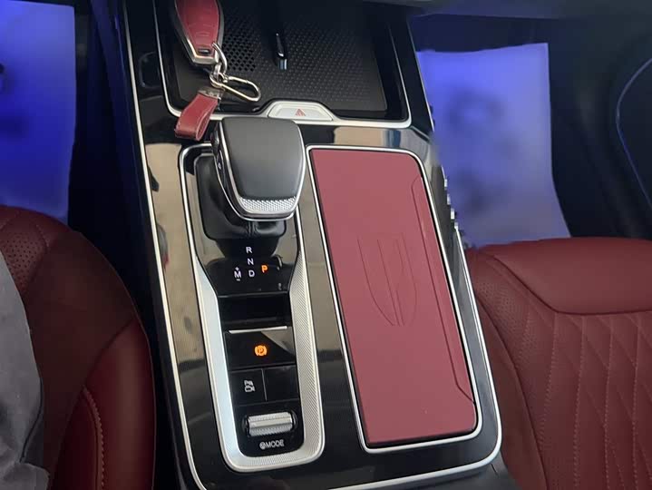 Hongqi HS5 2023 2.0 T Pro — фото 8