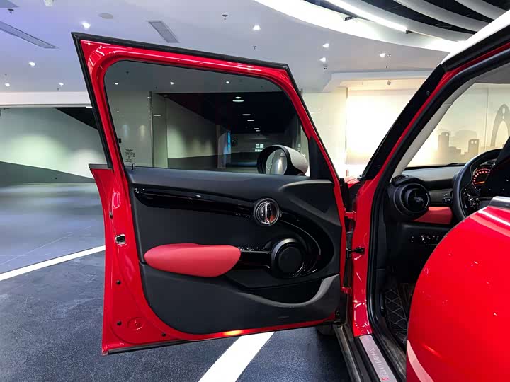 MINI Hatch — фото 18