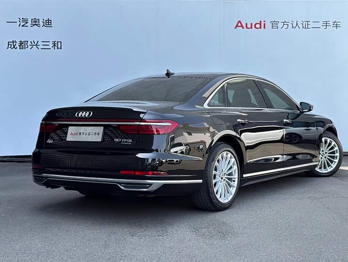 Audi A8 2021 A 8 L 50 TFSI quattro Comfort — фото 4