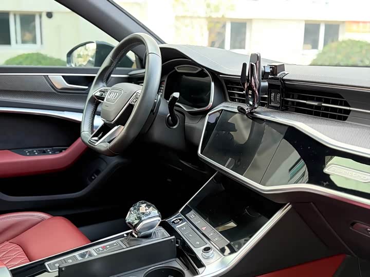 Audi A7L 45 TFSI quattro — фото 12