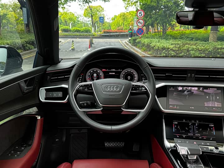 Audi A7L 2023 55 TFSI quattro S-line — фото 7